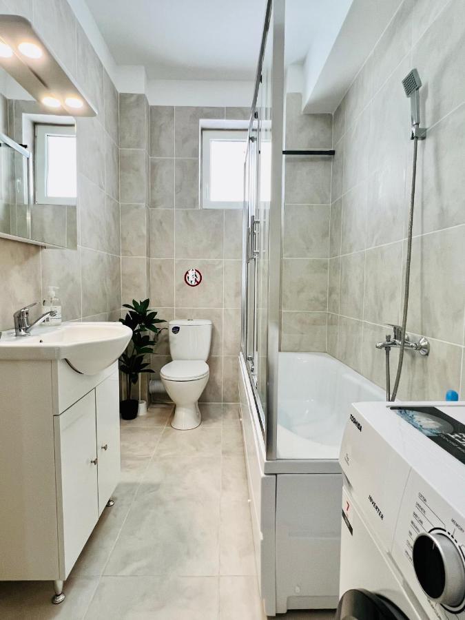 Altheda Living Brownie 29E-2 Apartment Suceava Bagian luar foto